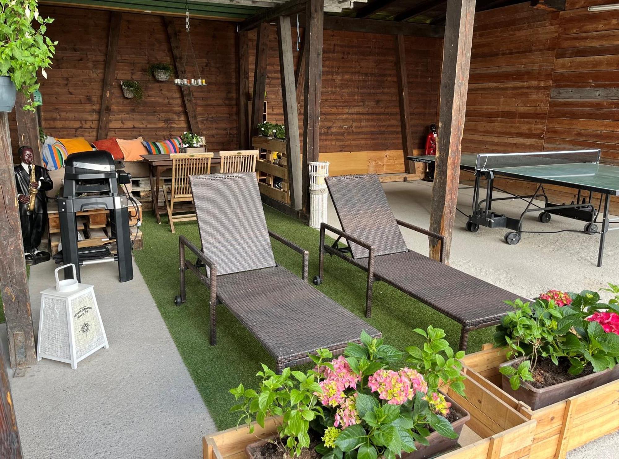 Barrierefreie Schoene Wohnung Im Eg كوسن المظهر الخارجي الصورة